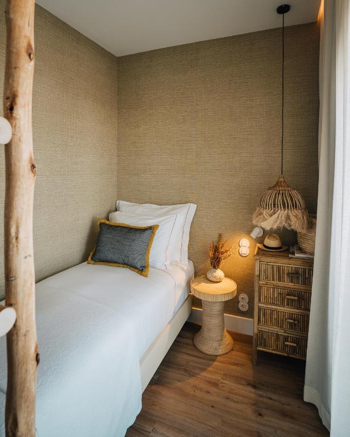 Single Room,1370735387:JPEG